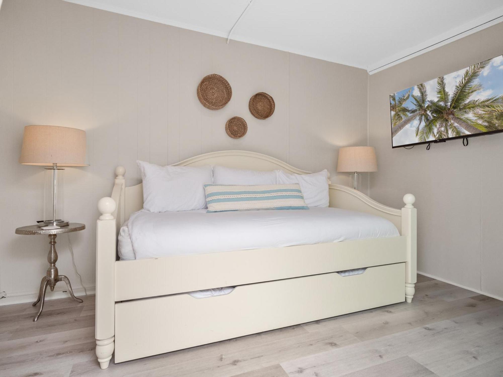 P1486m - Cliffs Oceanfront *